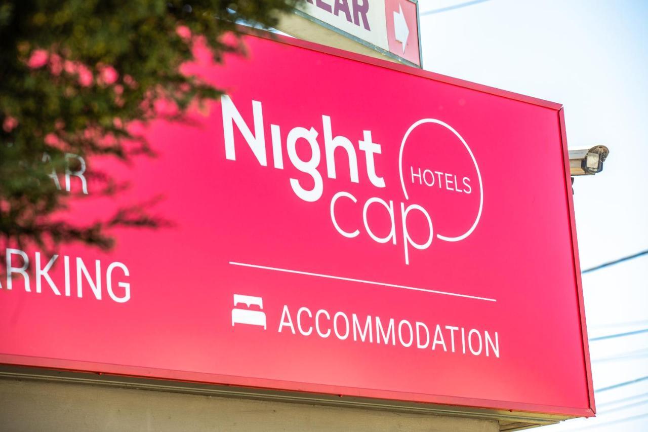 Nightcap At Coolaroo Hotel Exteriör bild